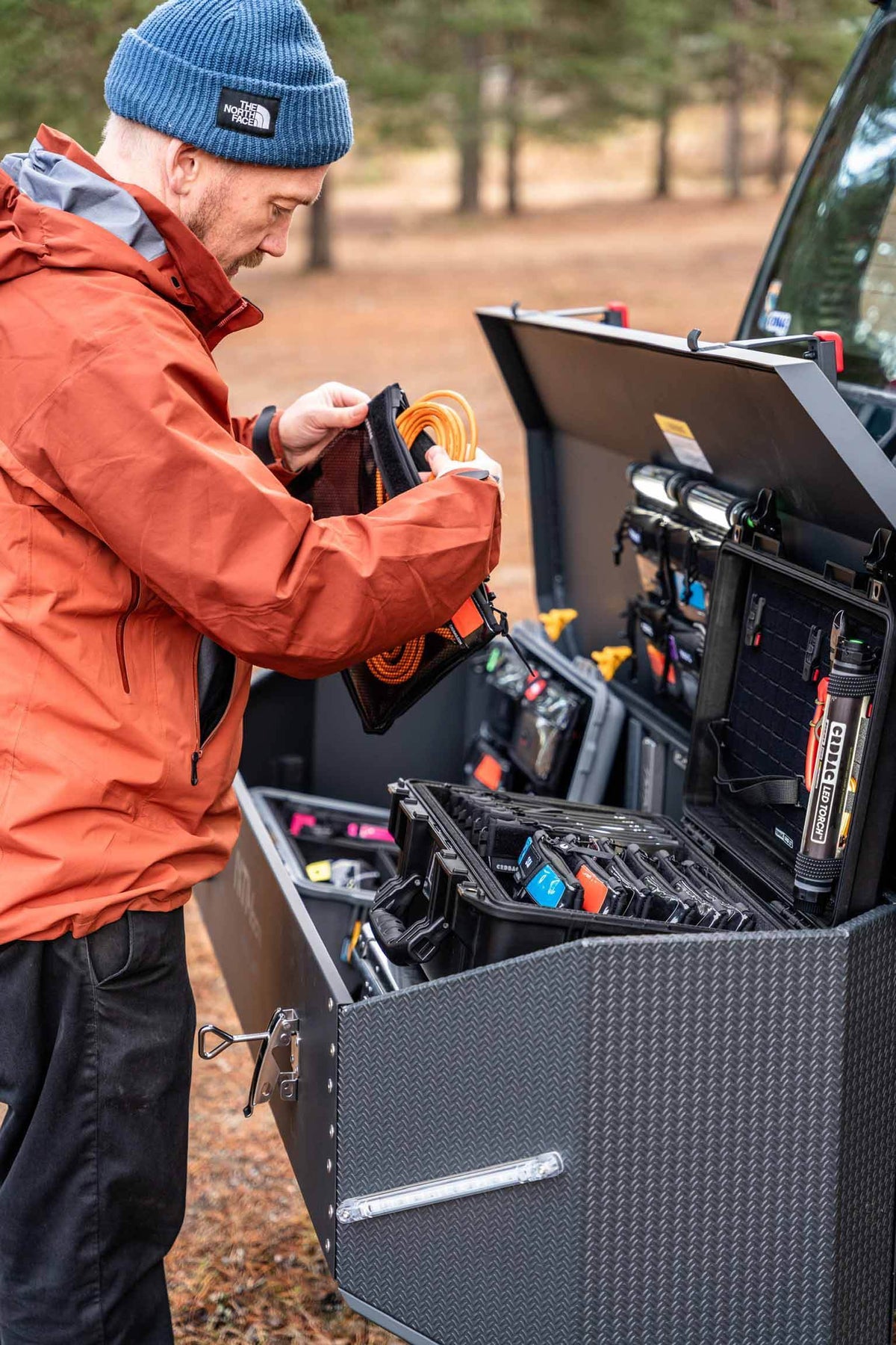 Organization boxes for cars