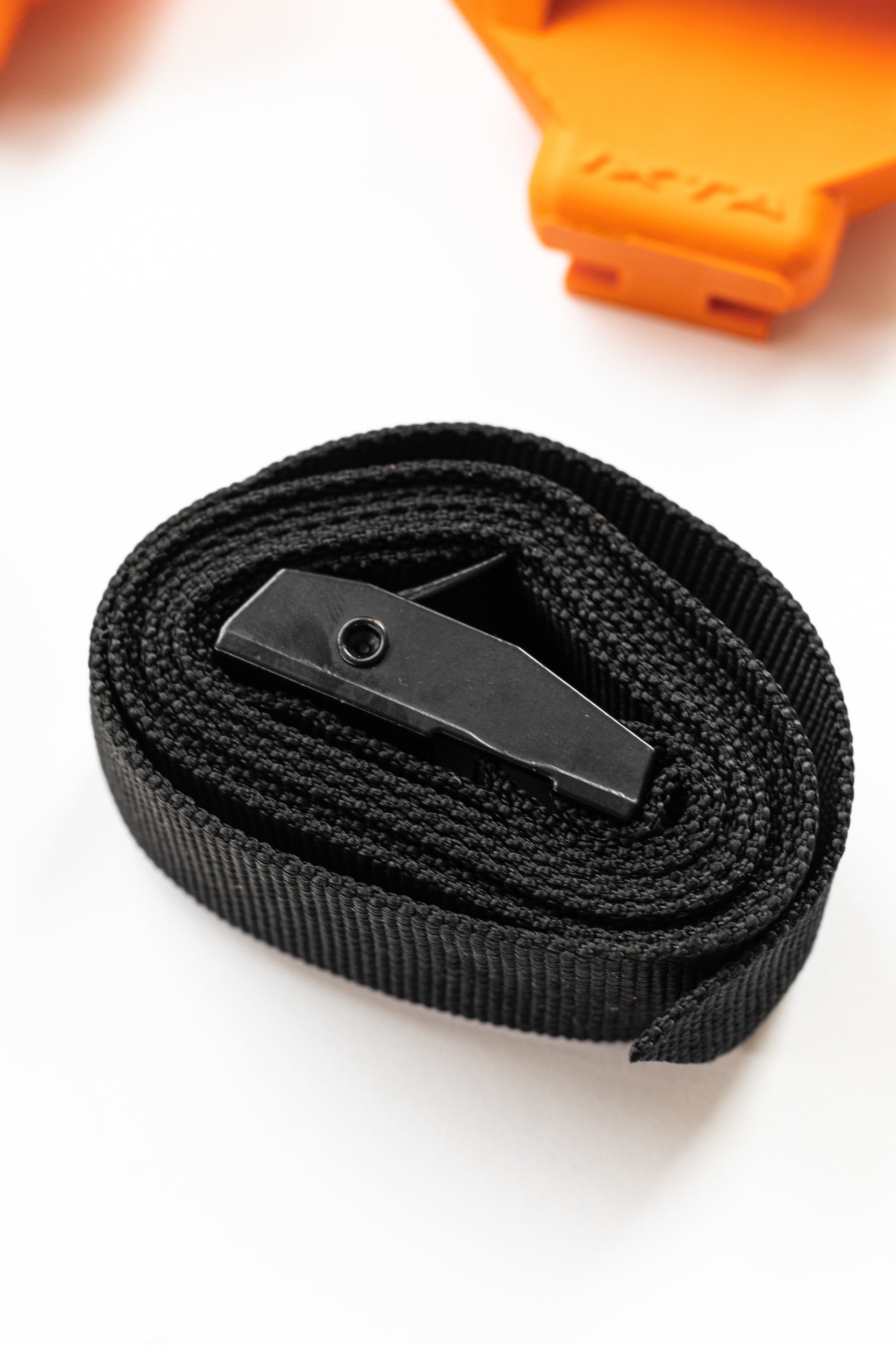 Rail Fixation Kit for IXTAbox – 4 Brackets + 2 Straps - IXTAbox