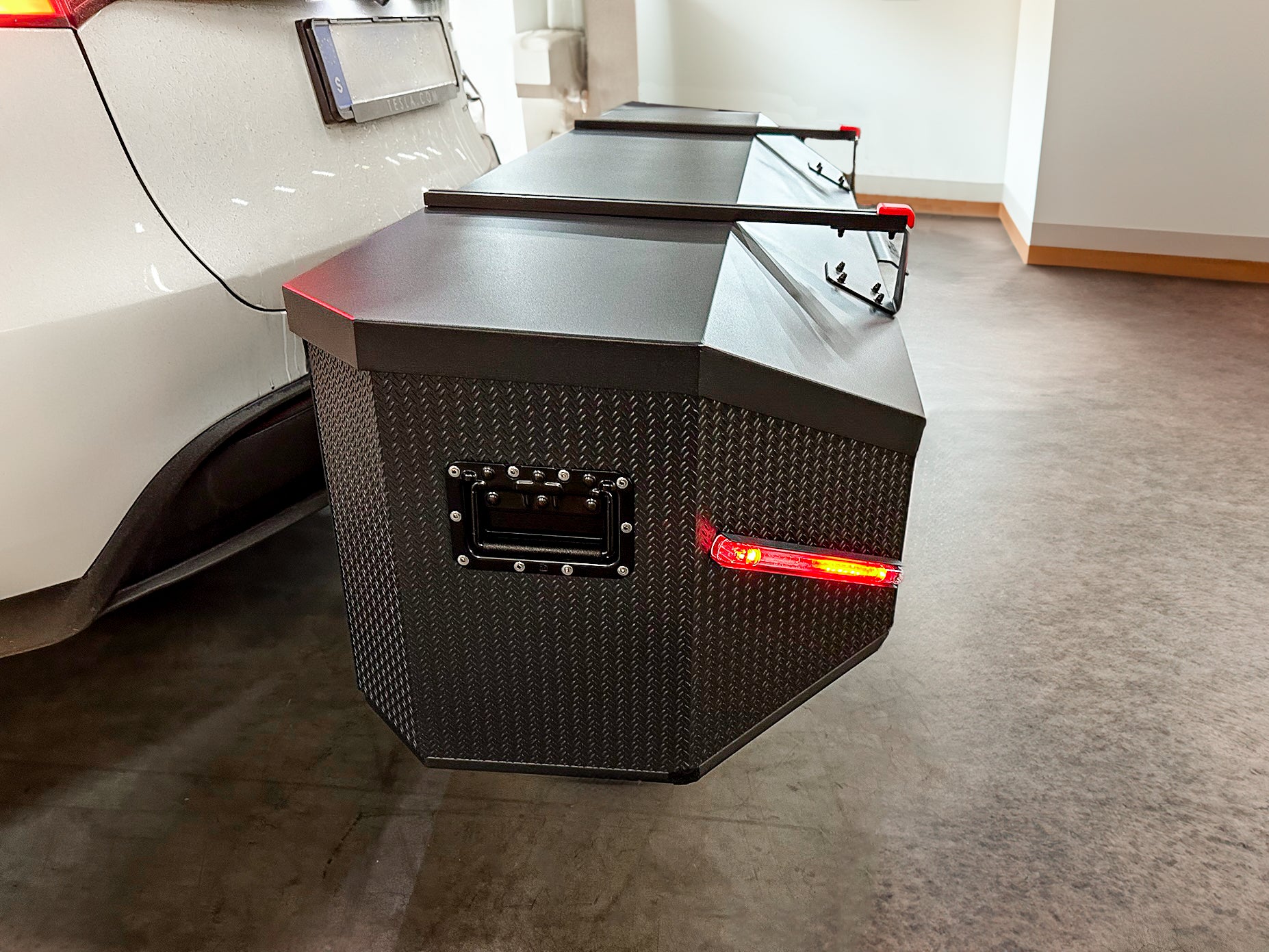 IXTAbox 2025 Pro - 175x42cm // 190x42cm Pro Backbox with LED Lights - IXTAbox